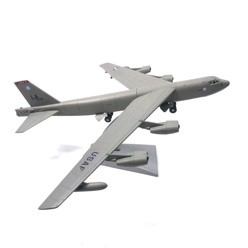1:200 Scale B-52 Stratofortress Diecast Model Aircraft